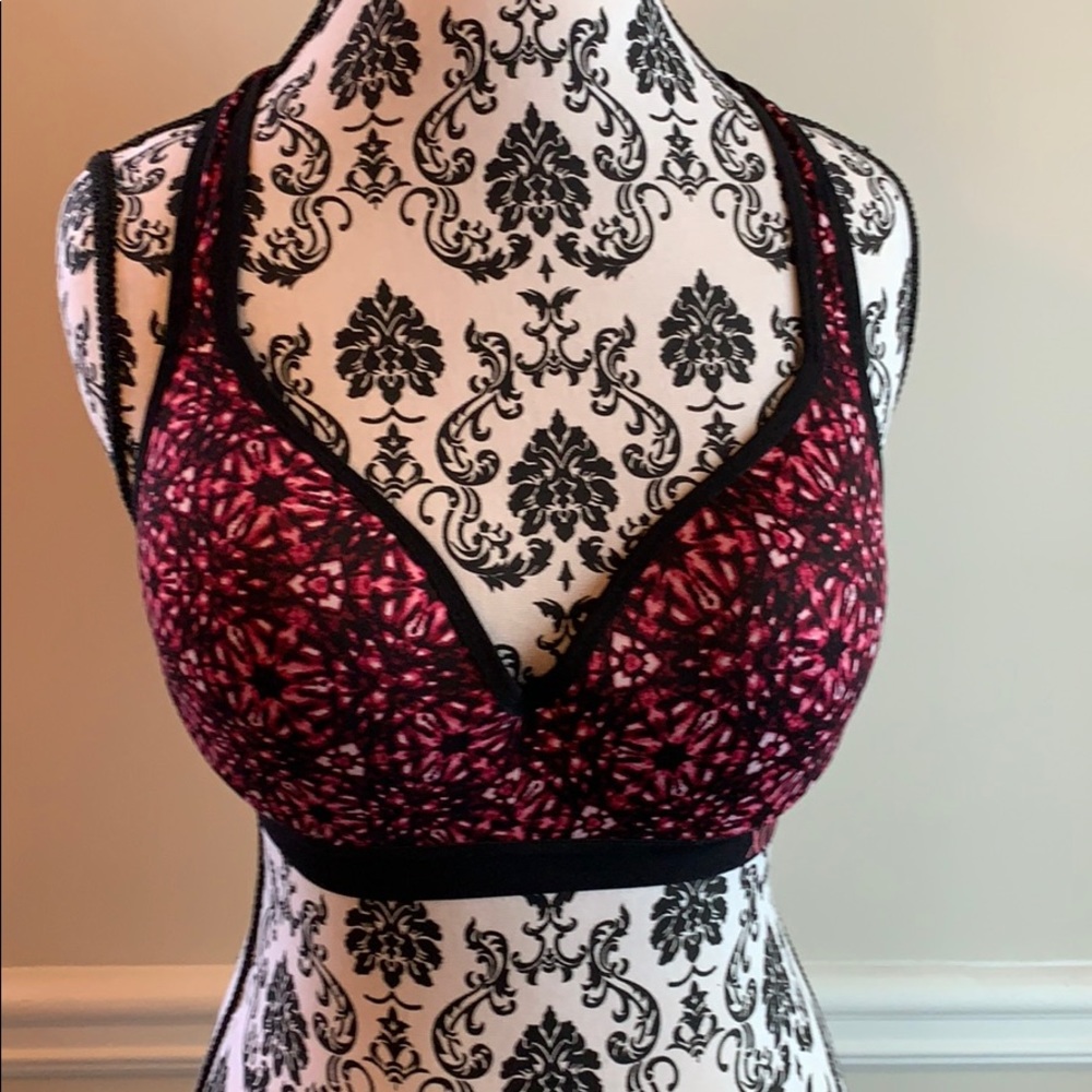 {XOXO} 38C Sports Bra